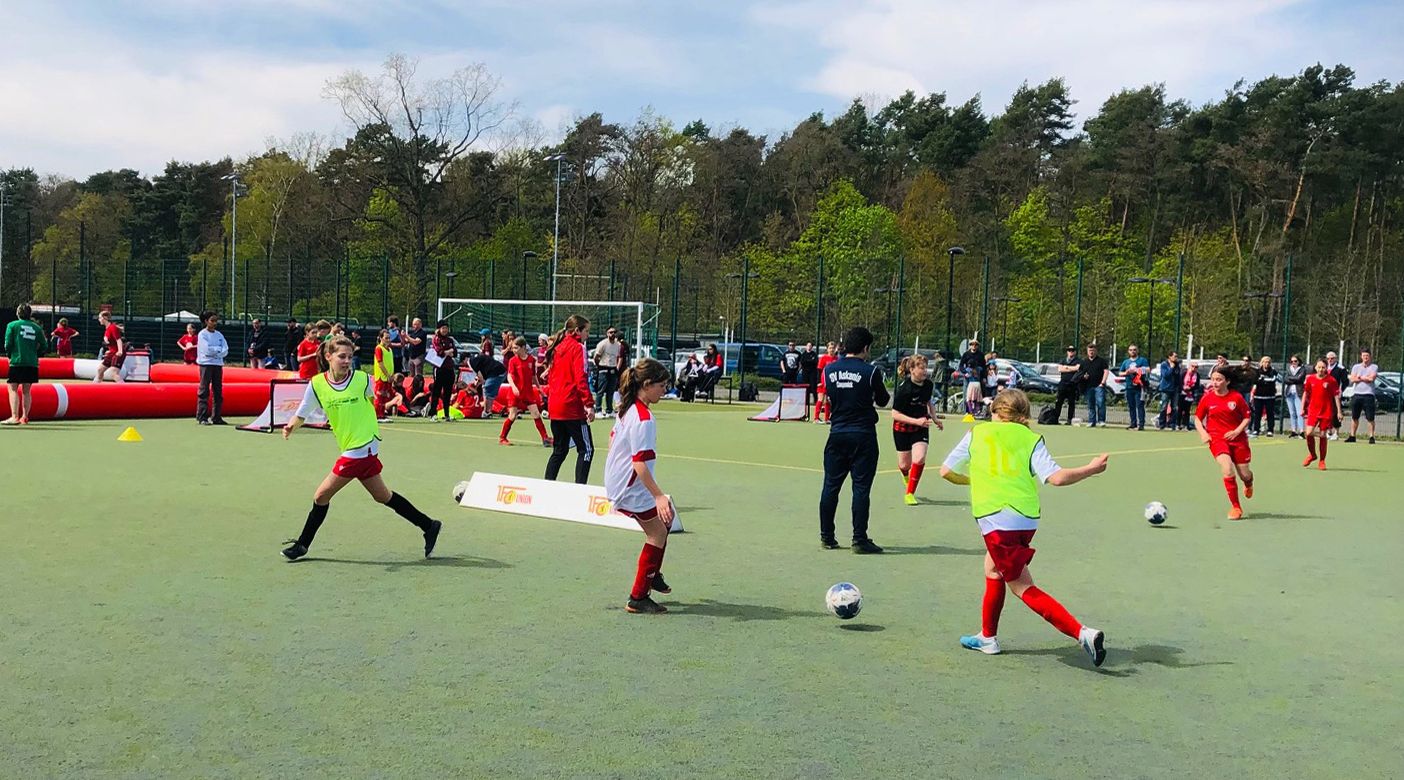 Wölfinnen nehmen am 16. Frauenfussballtag beim 1. FC Union teil